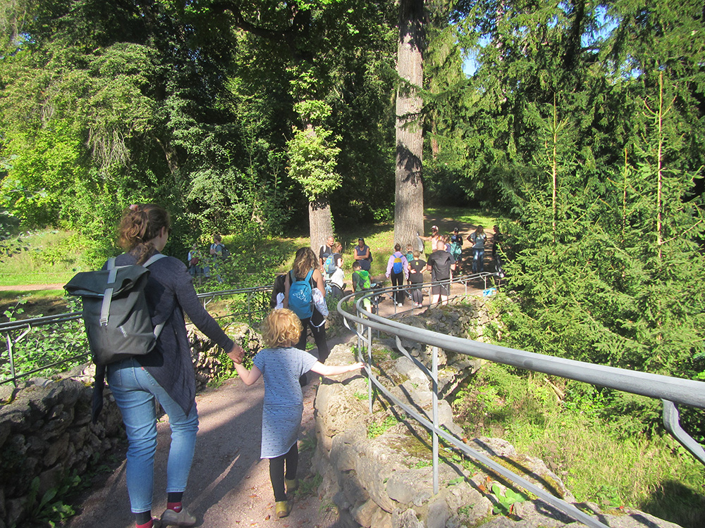 Wandern im Park von Schloss Belvedere